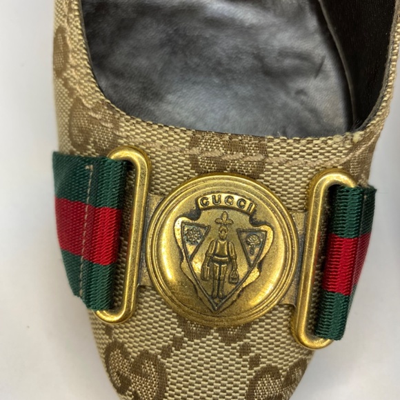 Gucci Loggo Pumps - Picture 4 of 10